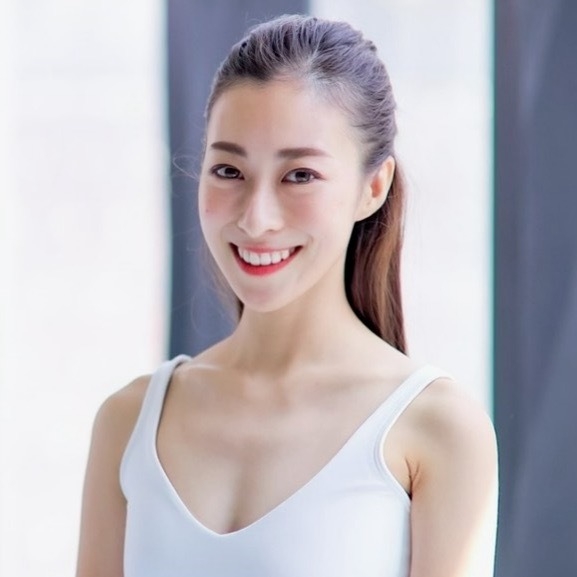 マシンピラティスインストラクター/バレエ指導　りな